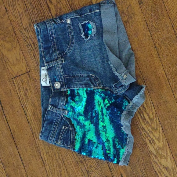 Girls clothing bundle - Picture 10 of 14